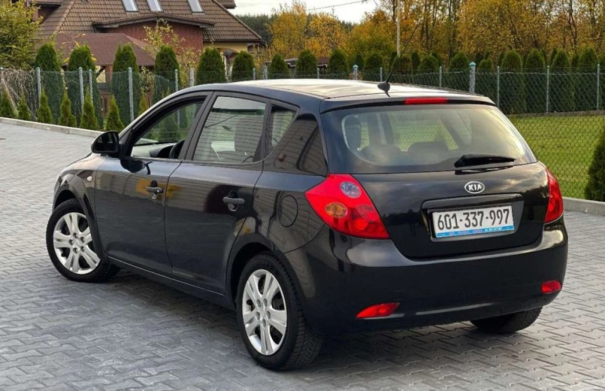 Kia Ceed - Zdjęcie 4