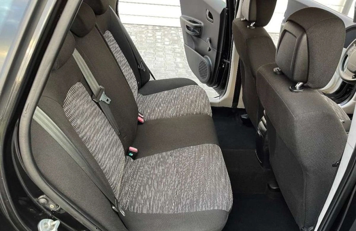 Kia Ceed - Zdjęcie 14