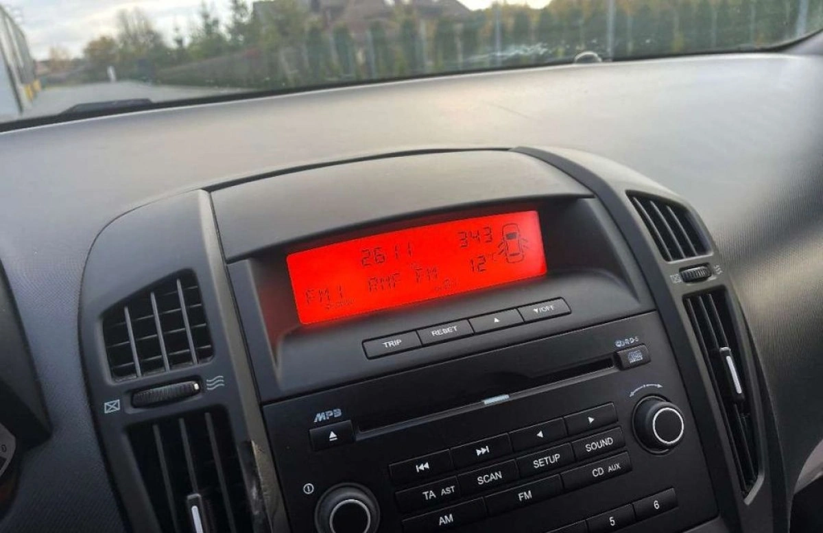 Kia Ceed - Zdjęcie 21