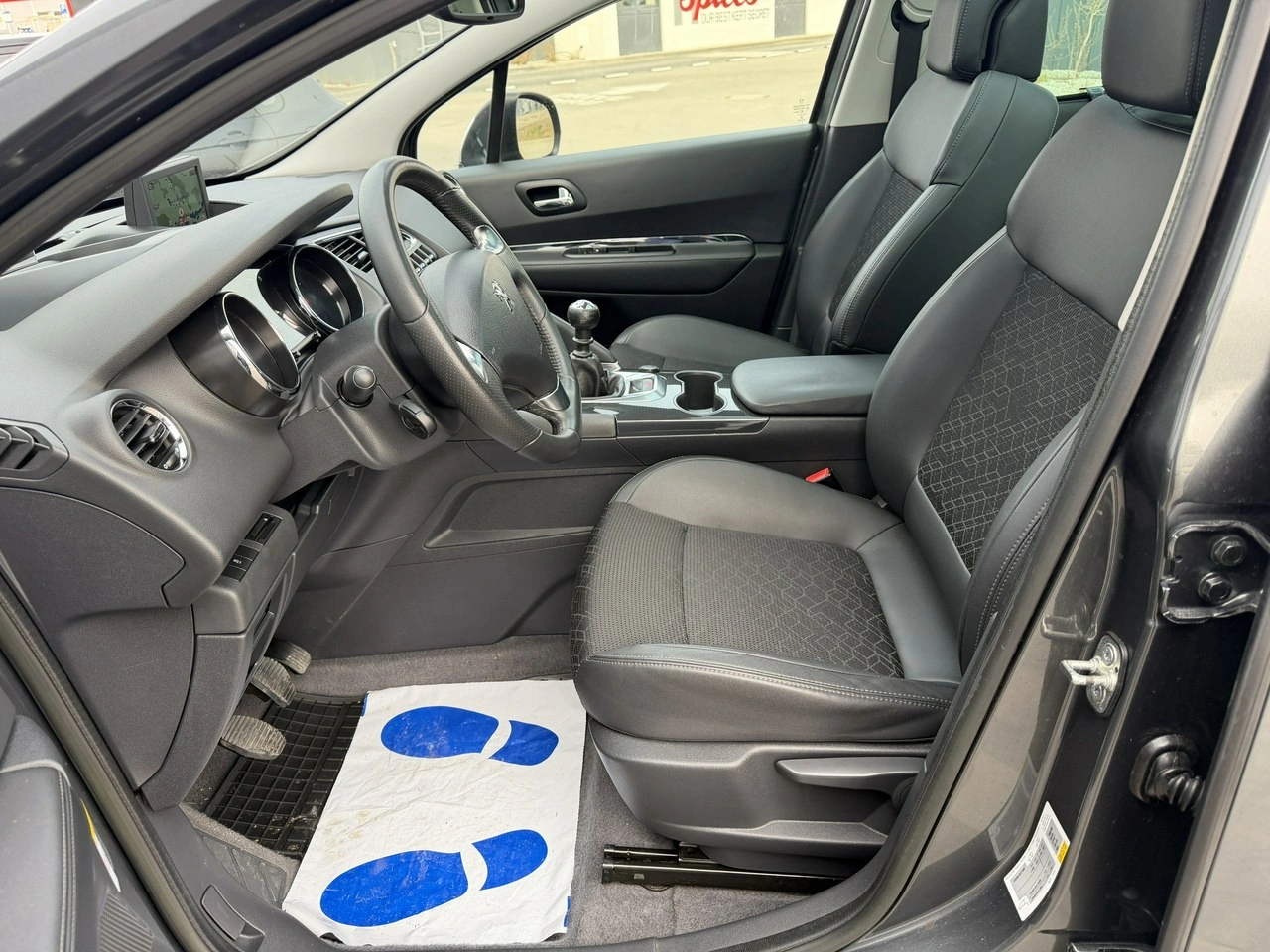 Peugeot 3008 - Zdjęcie 17