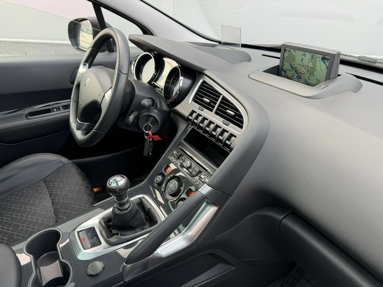 Peugeot 3008 - Zdjęcie 33