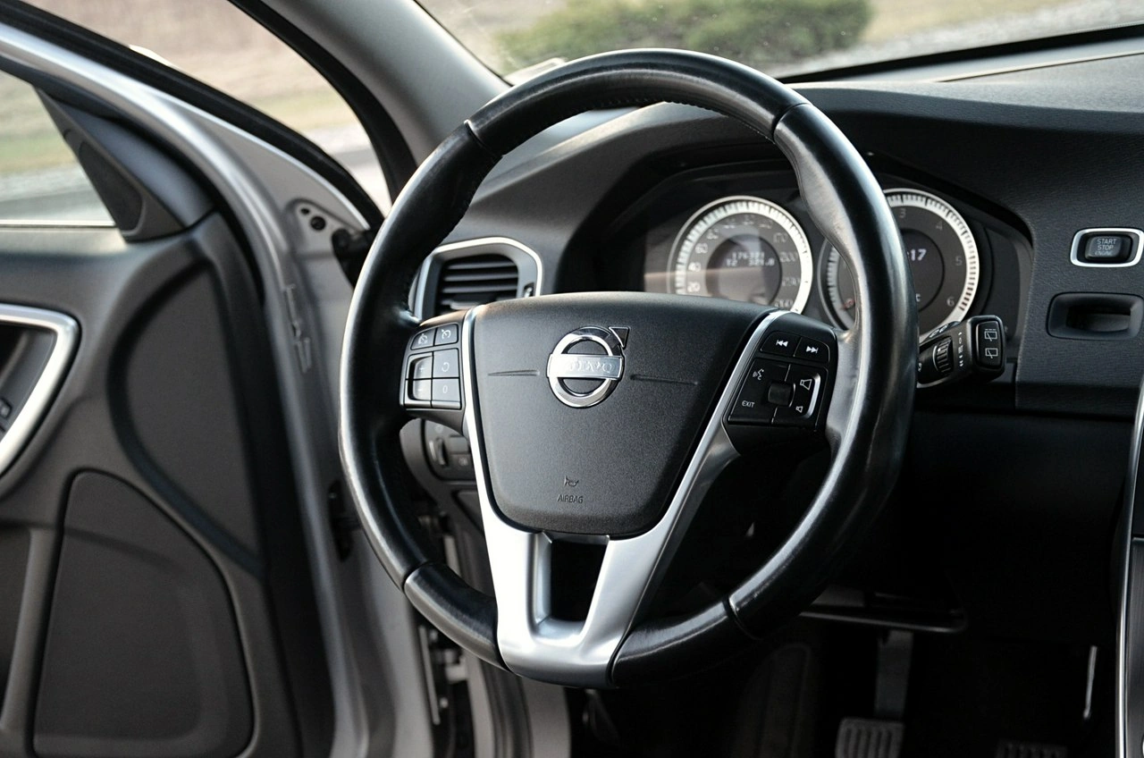 Volvo V60 - Zdjęcie 20