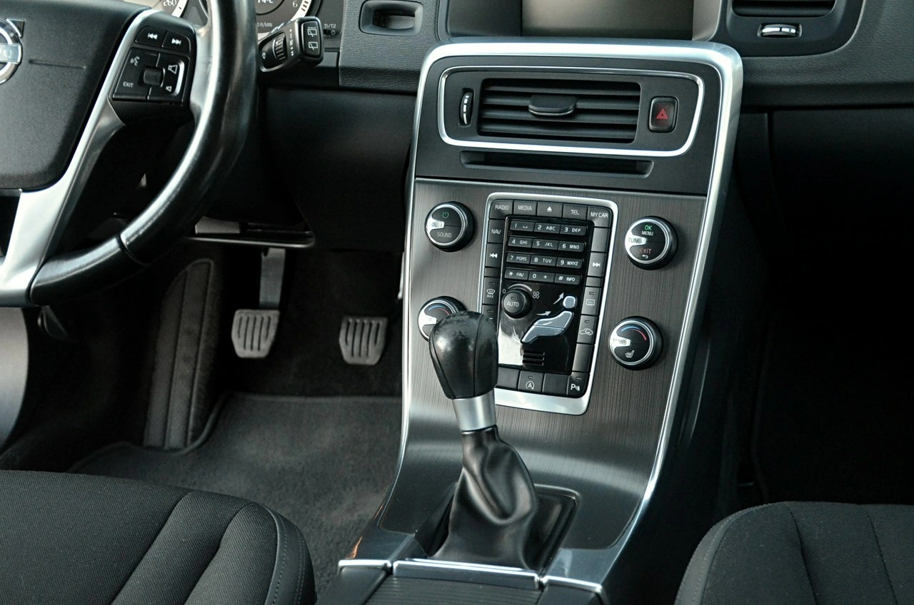 Volvo V60 - Zdjęcie 21