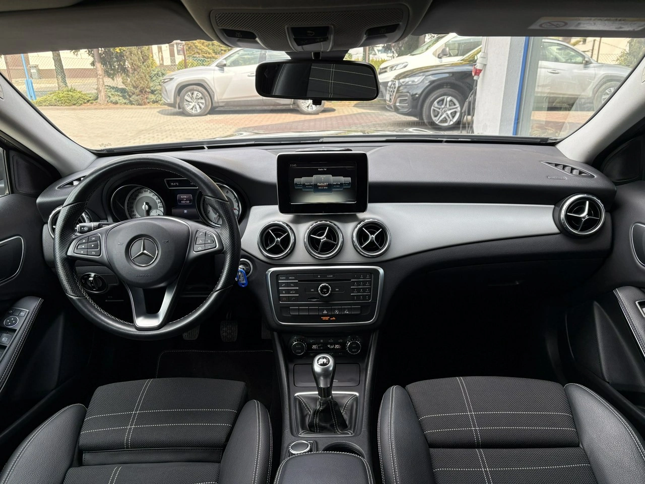 Mercedes GLA 200 - Zdjęcie 13