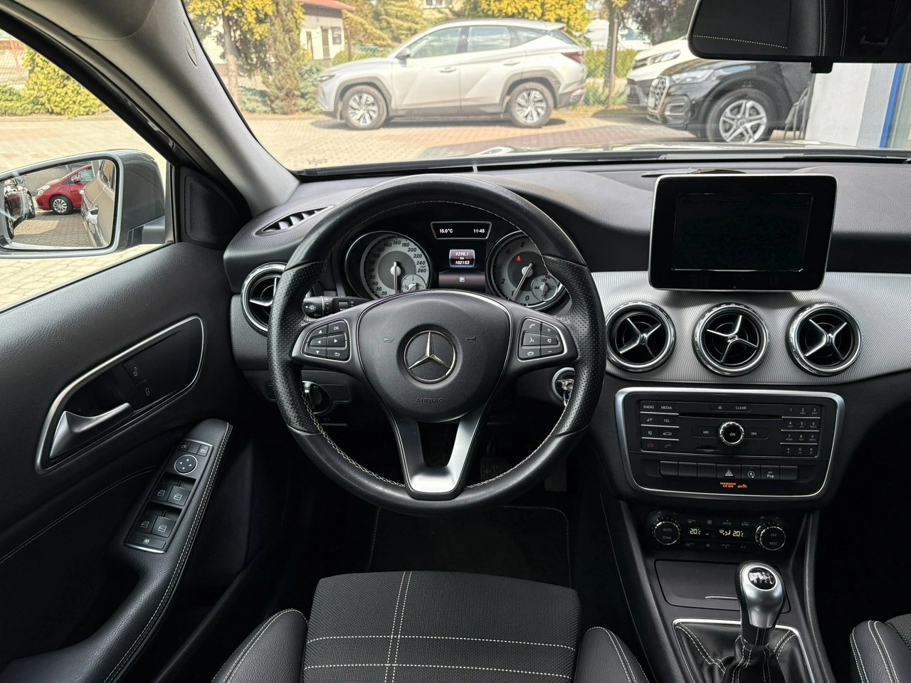 Mercedes GLA 200 - Zdjęcie 19