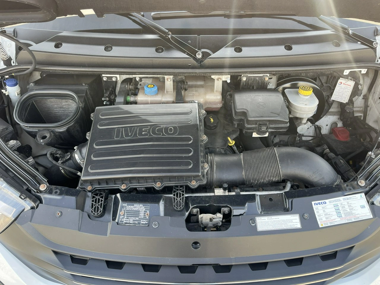 Iveco Daily - Zdjęcie 12