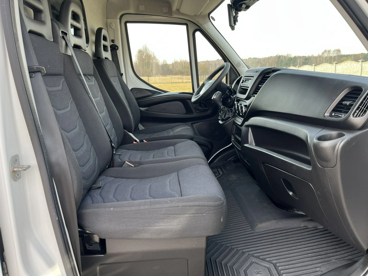 Iveco Daily - Zdjęcie 18