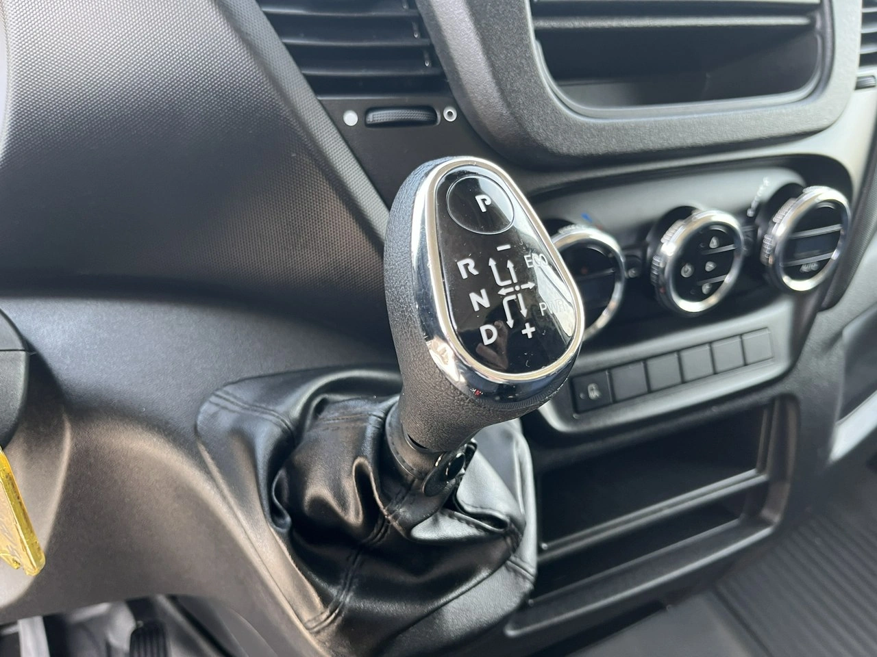 Iveco Daily - Zdjęcie 8