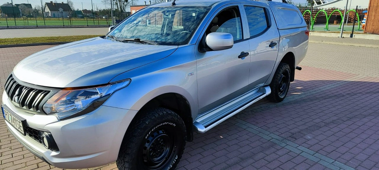 Mitsubishi L200 - Zdjęcie 11