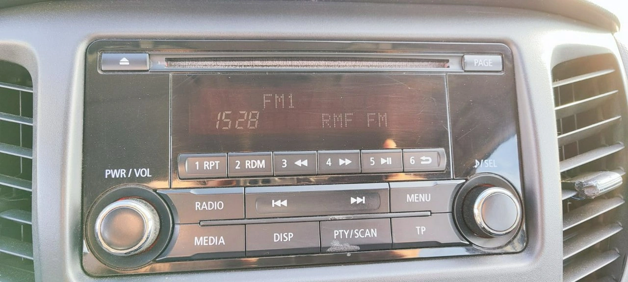 Mitsubishi L200 - Zdjęcie 16