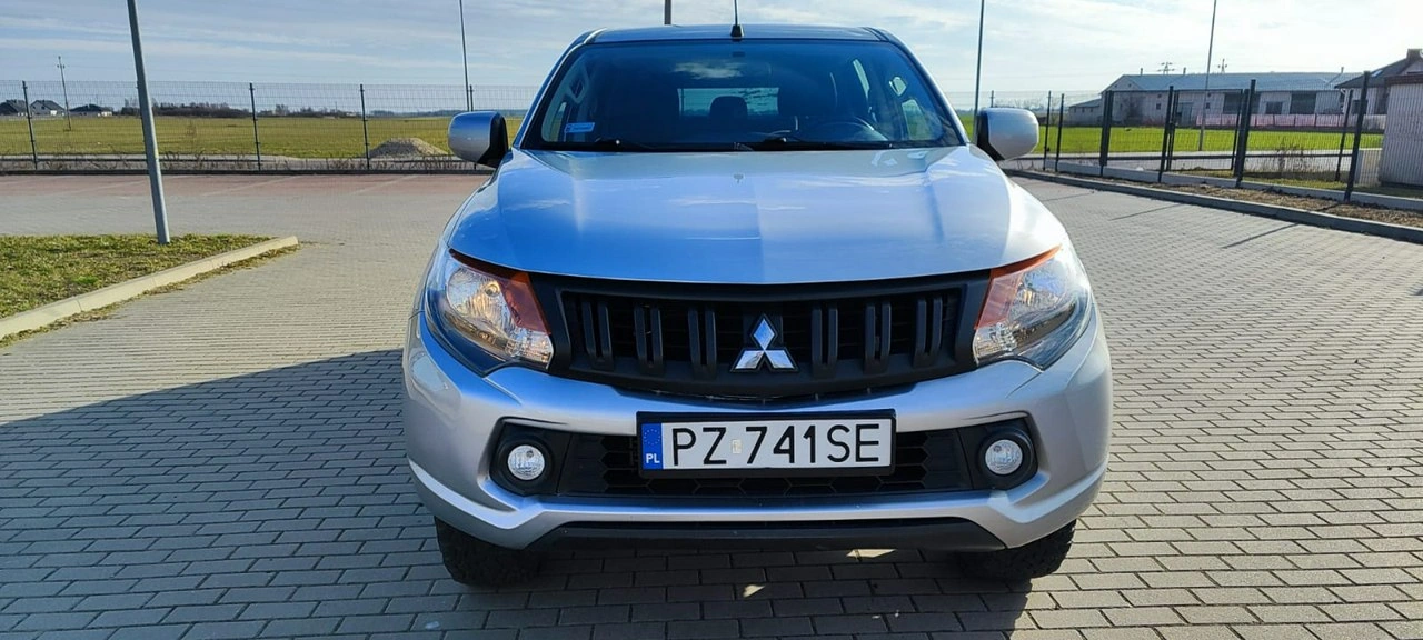 Mitsubishi L200 - Zdjęcie 27