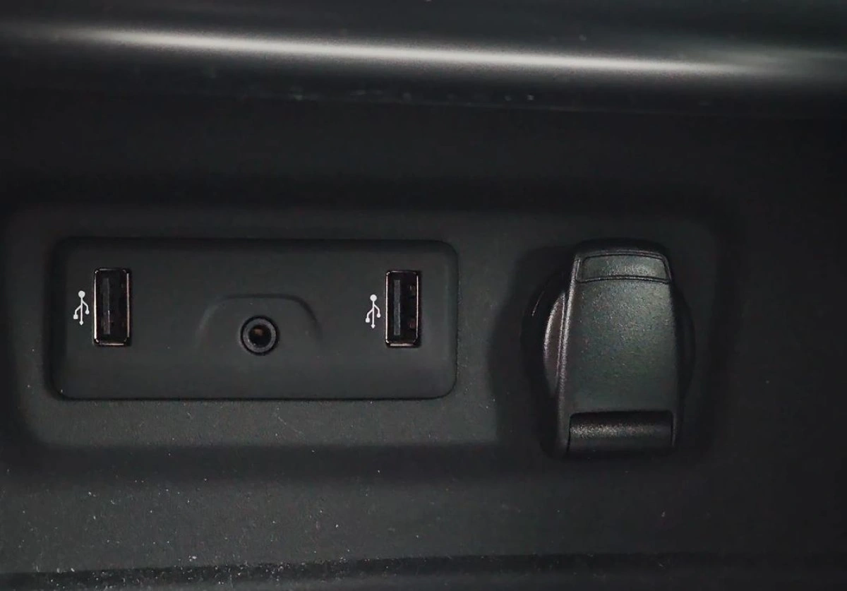 Renault Megane - Zdjęcie 23