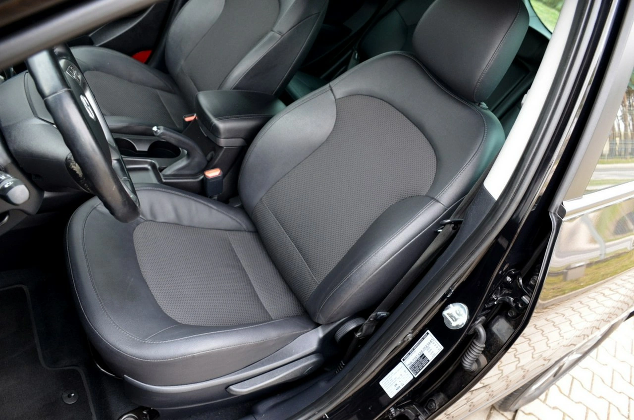 Hyundai ix35 - Zdjęcie 25