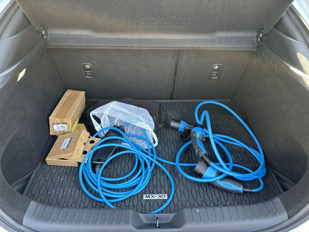 Mazda MX-30 - Zdjęcie 13