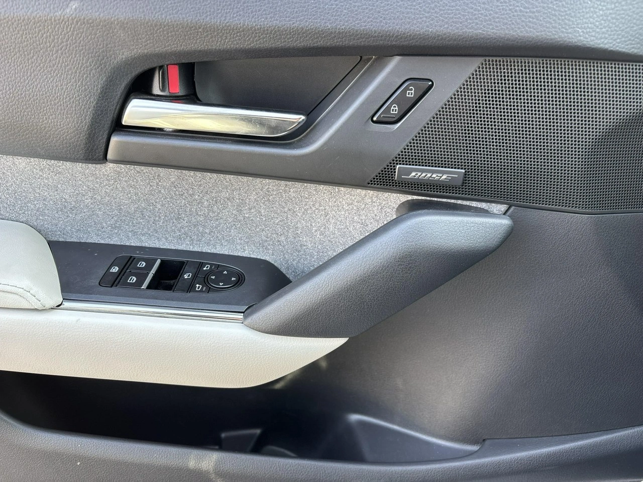 Mazda MX-30 - Zdjęcie 18