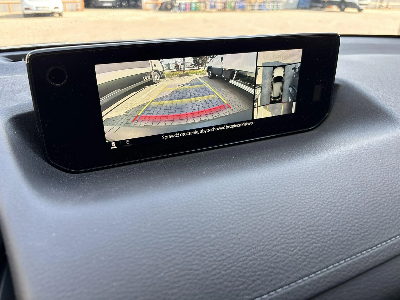 Mazda MX-30 - Zdjęcie 19