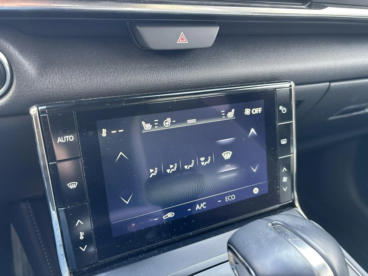 Mazda MX-30 - Zdjęcie 22