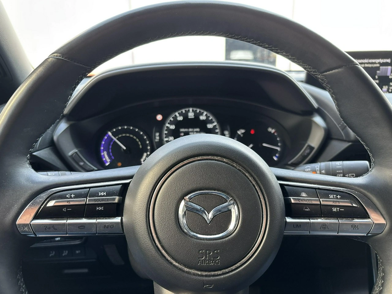 Mazda MX-30 - Zdjęcie 26