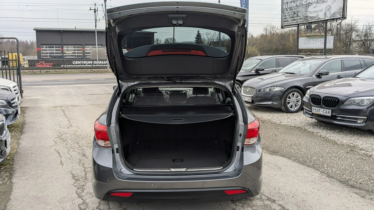 Hyundai i40 - Zdjęcie 32