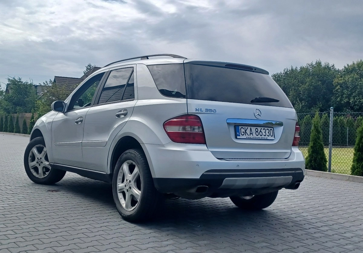 Mercedes-Benz ML - Zdjęcie 4