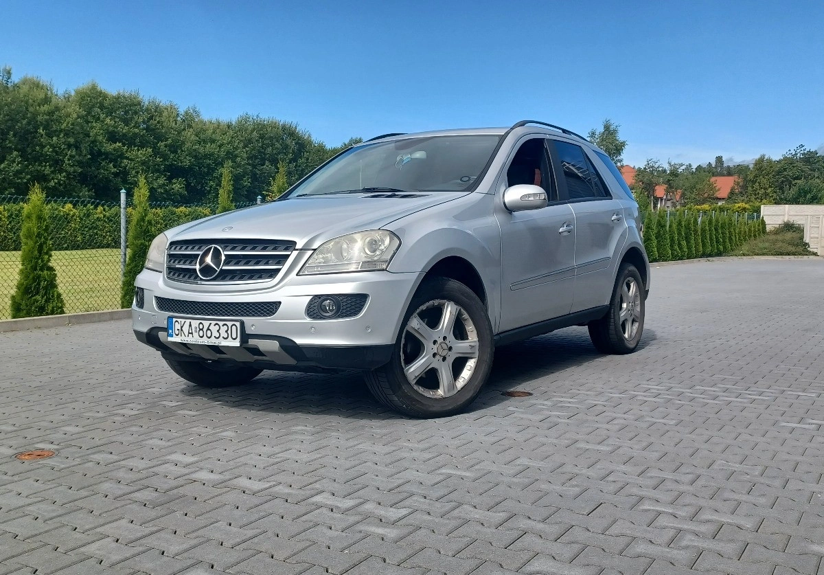 Mercedes-Benz ML - Zdjęcie 6
