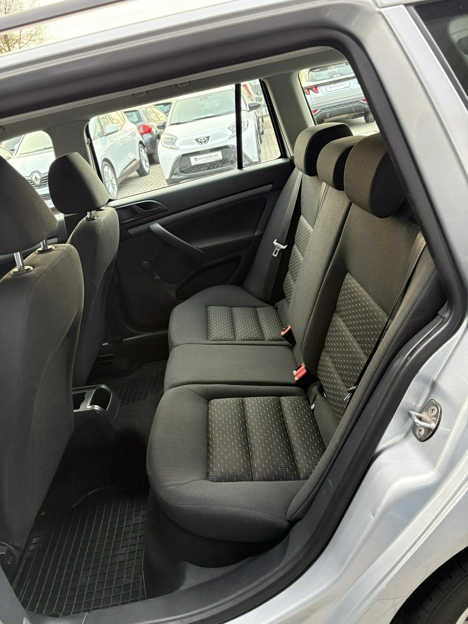 Skoda Octavia - Zdjęcie 13