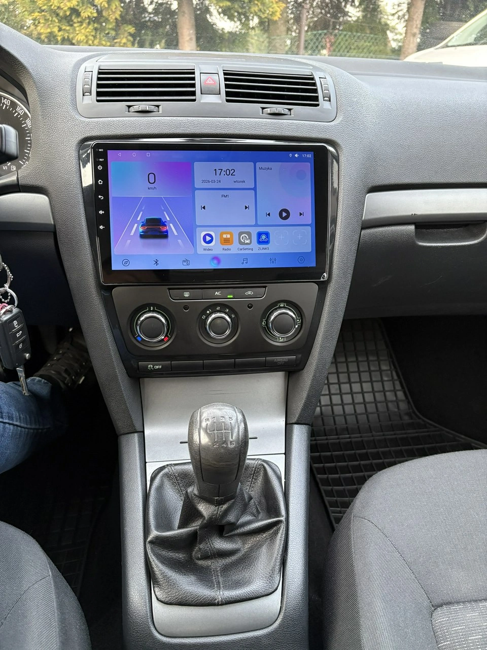 Skoda Octavia - Zdjęcie 17