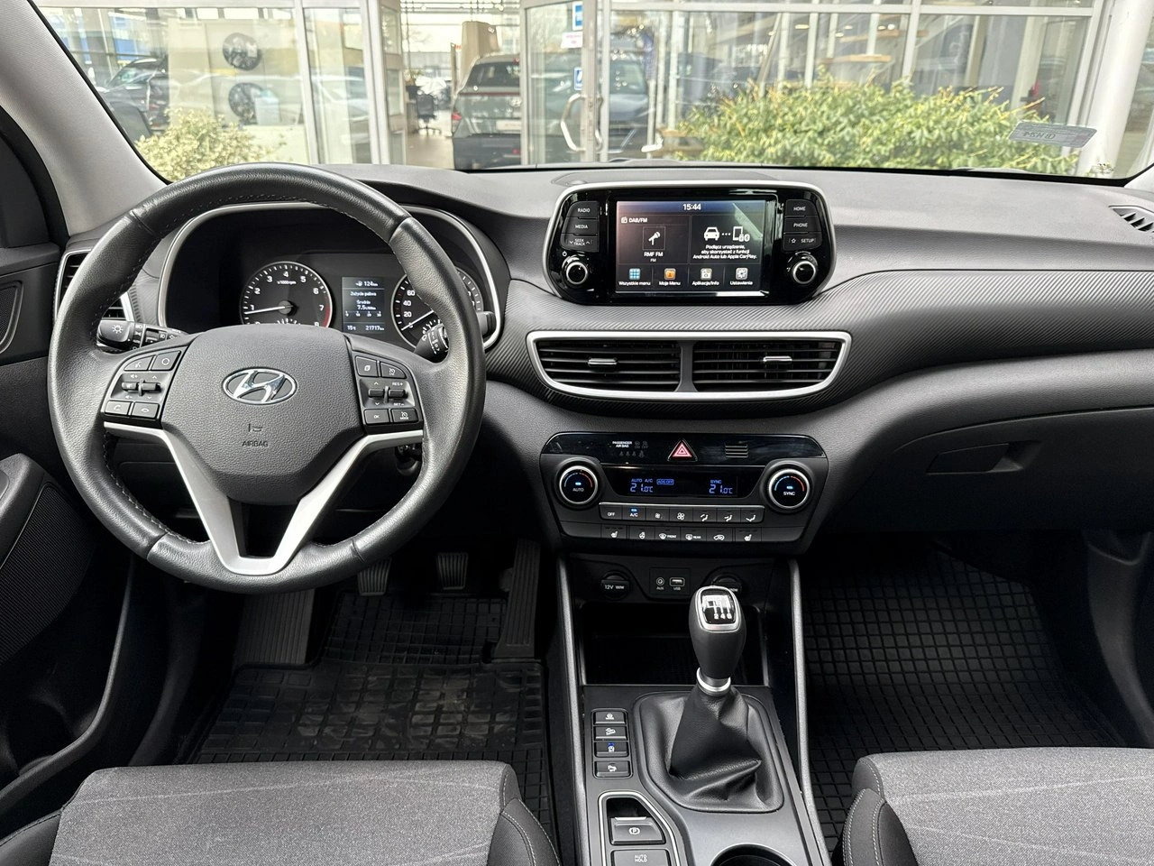 Hyundai Tucson - Zdjęcie 15