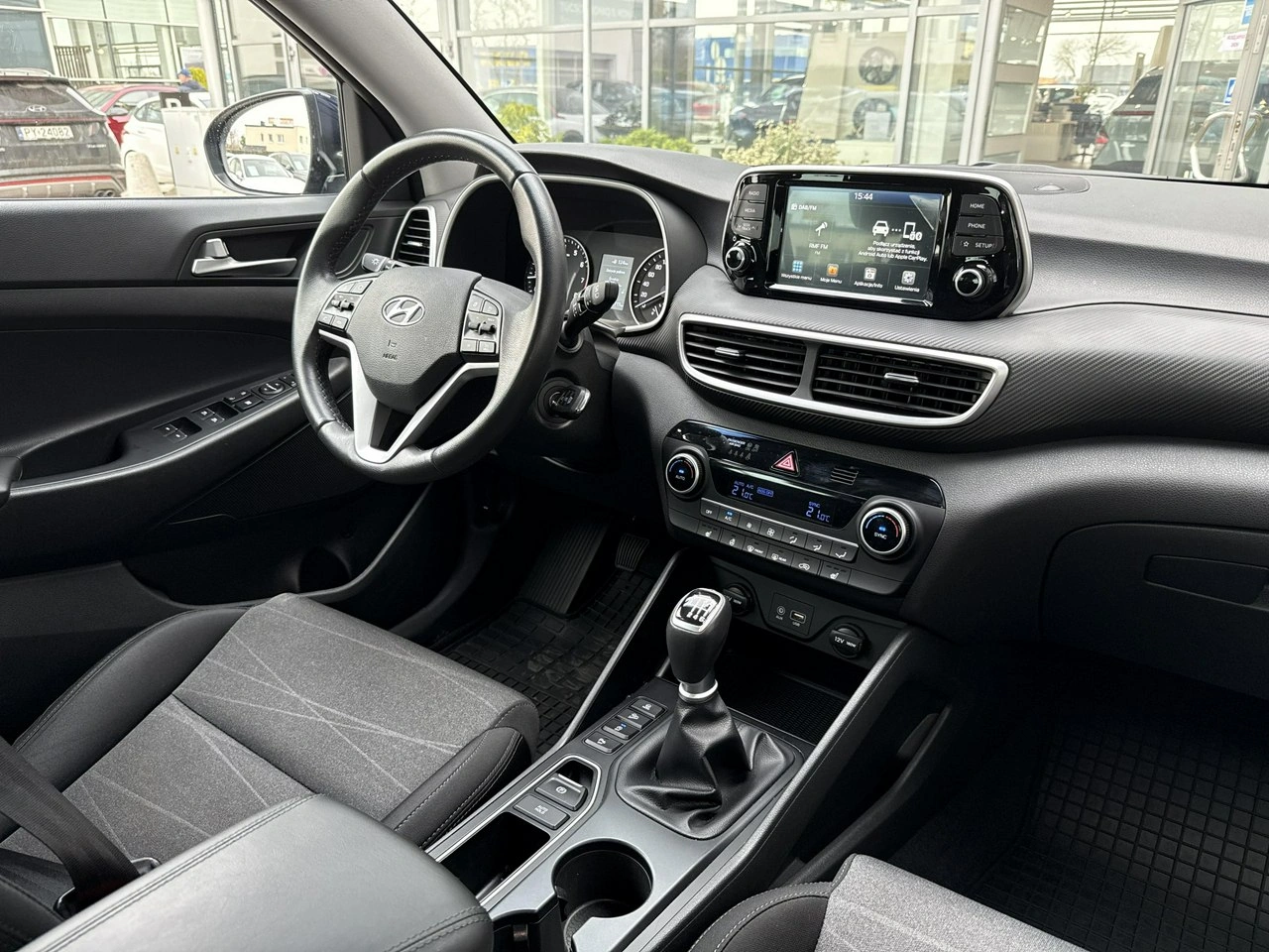 Hyundai Tucson - Zdjęcie 16