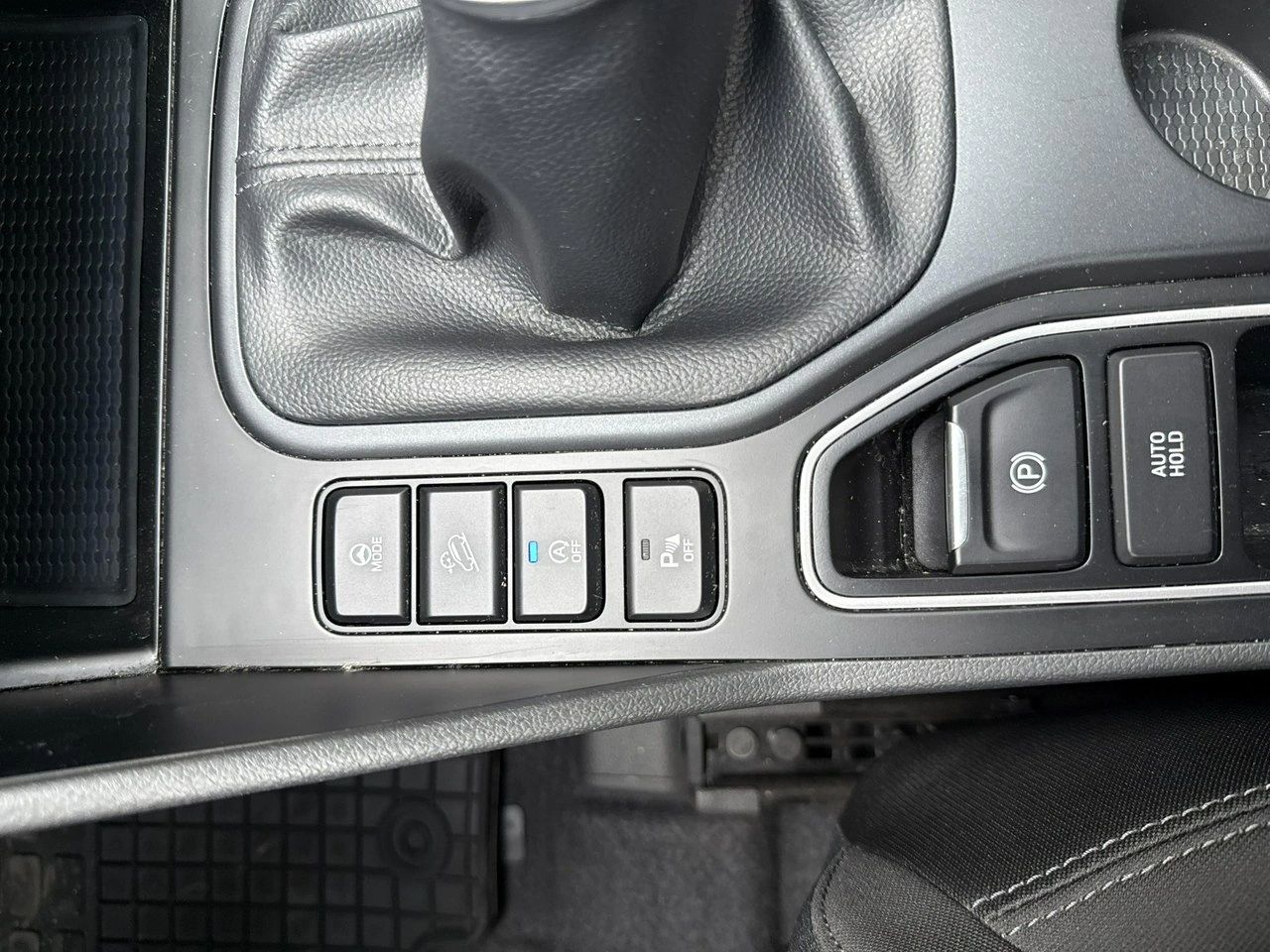 Hyundai Tucson - Zdjęcie 22