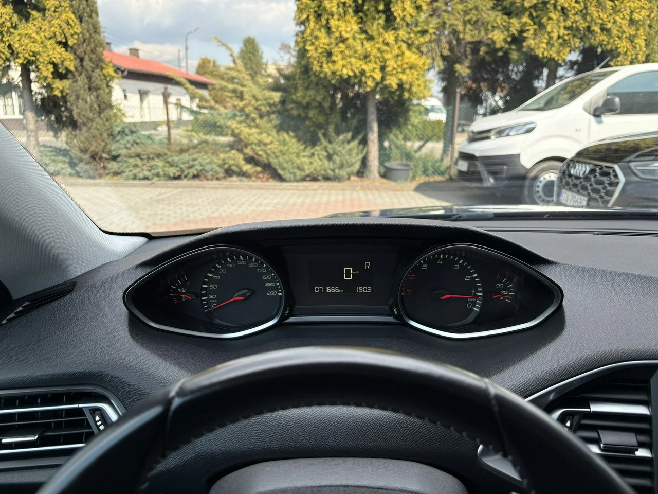 Peugeot 308 - Zdjęcie 16