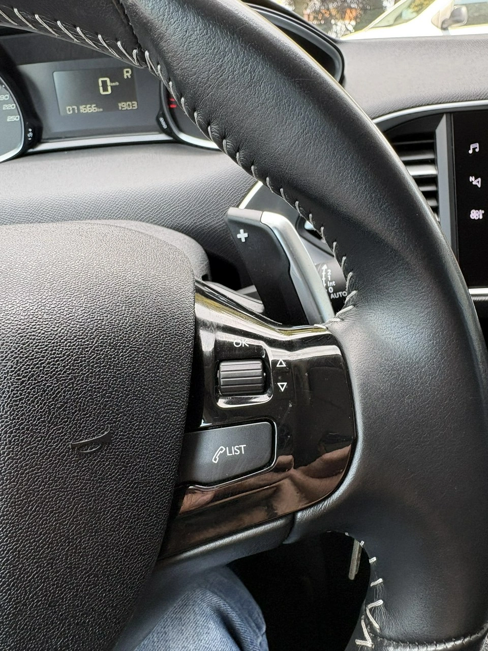 Peugeot 308 - Zdjęcie 21