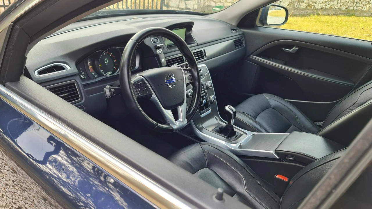Volvo V70 - Zdjęcie 10