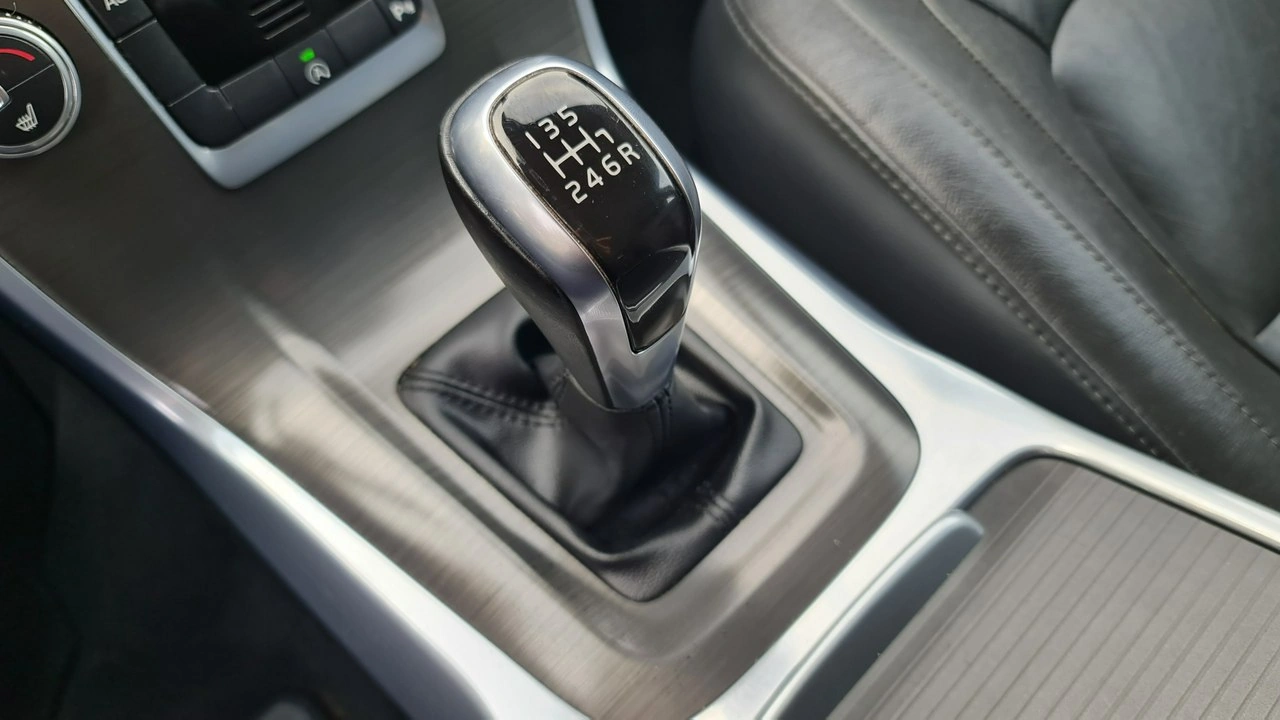 Volvo V70 - Zdjęcie 25