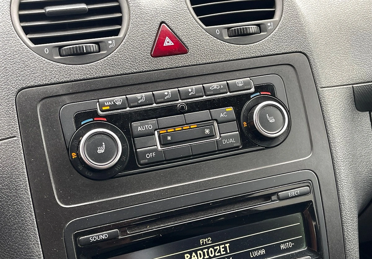 Volkswagen Caddy - Zdjęcie 16