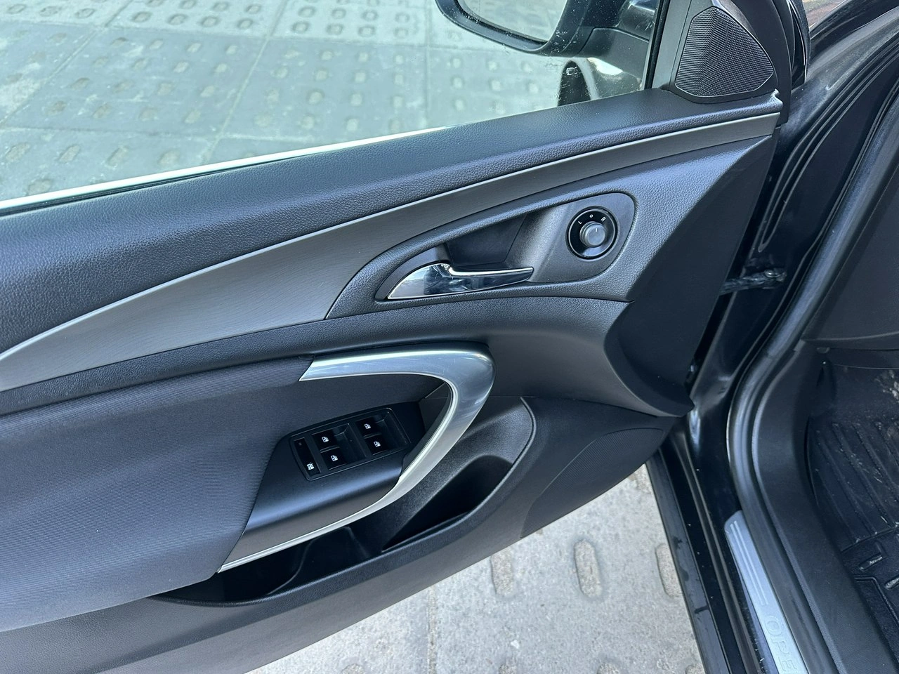 Opel Insignia - Zdjęcie 17