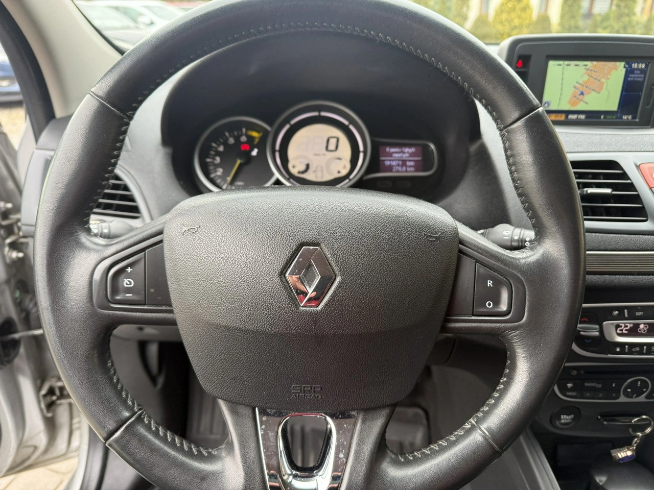 Renault Megane - Zdjęcie 17