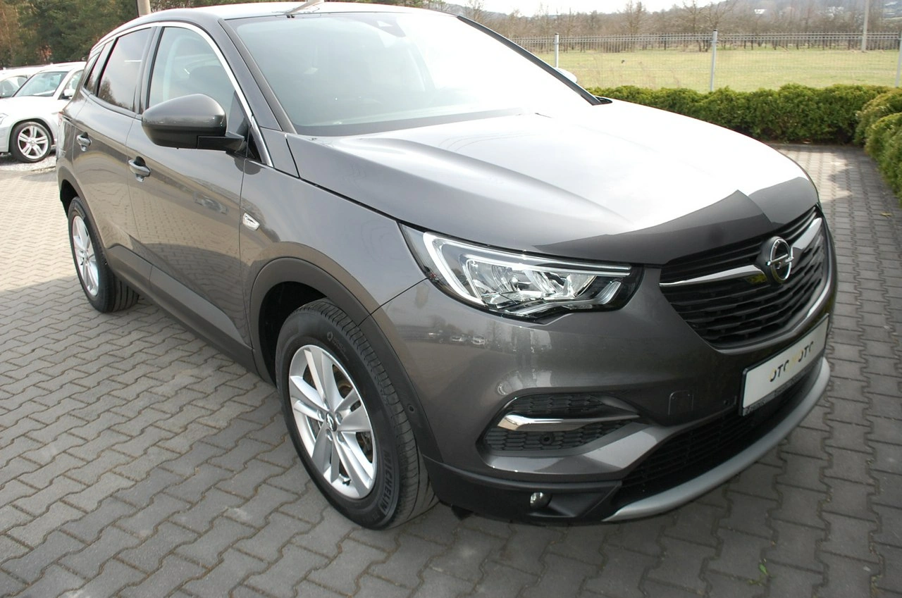 Opel Grandland X - Zdjęcie 19