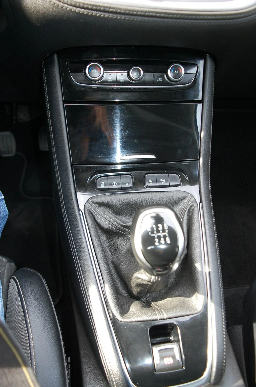 Opel Grandland X - Zdjęcie 22