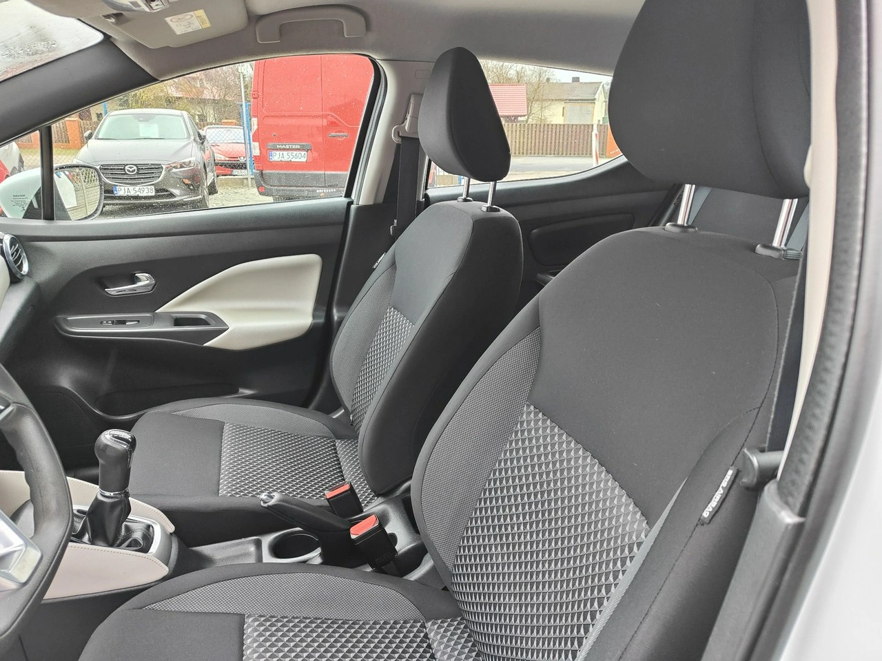 Nissan Micra - Zdjęcie 13