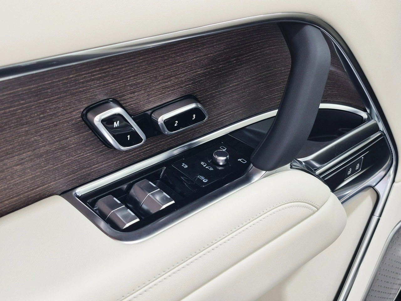 Land Rover Range Rover - Zdjęcie 12