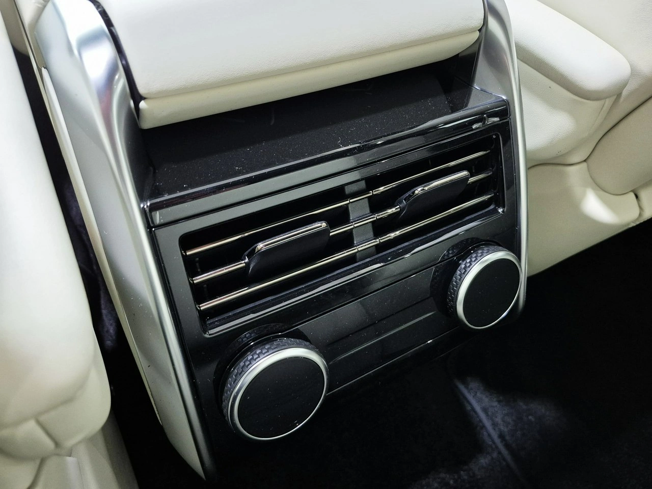 Land Rover Range Rover - Zdjęcie 23