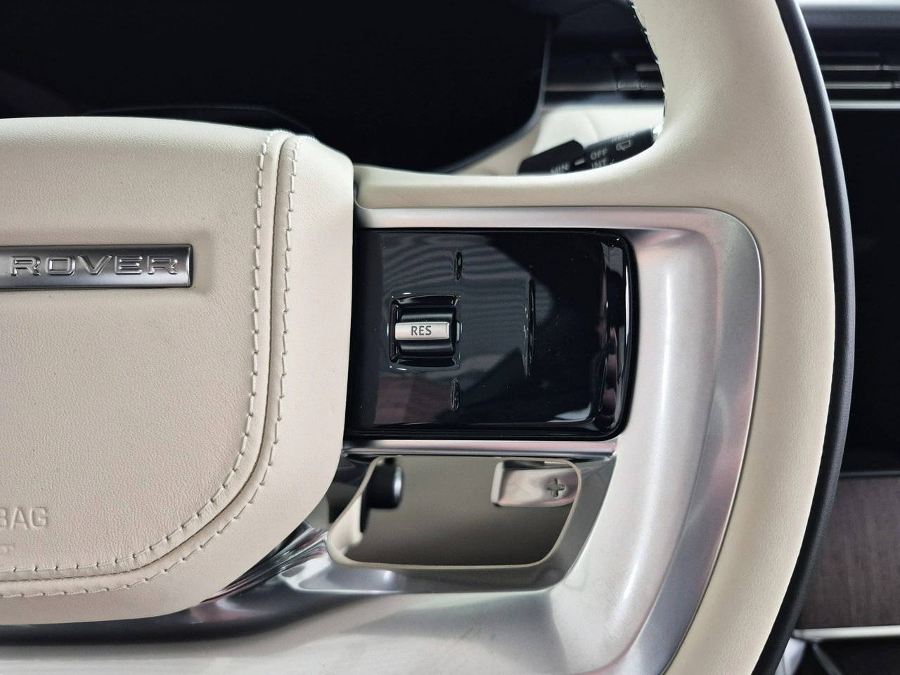 Land Rover Range Rover - Zdjęcie 28