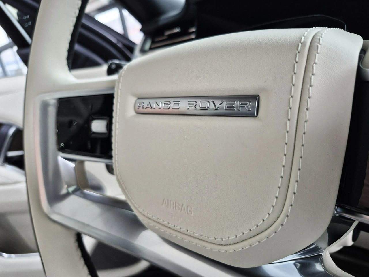 Land Rover Range Rover - Zdjęcie 29