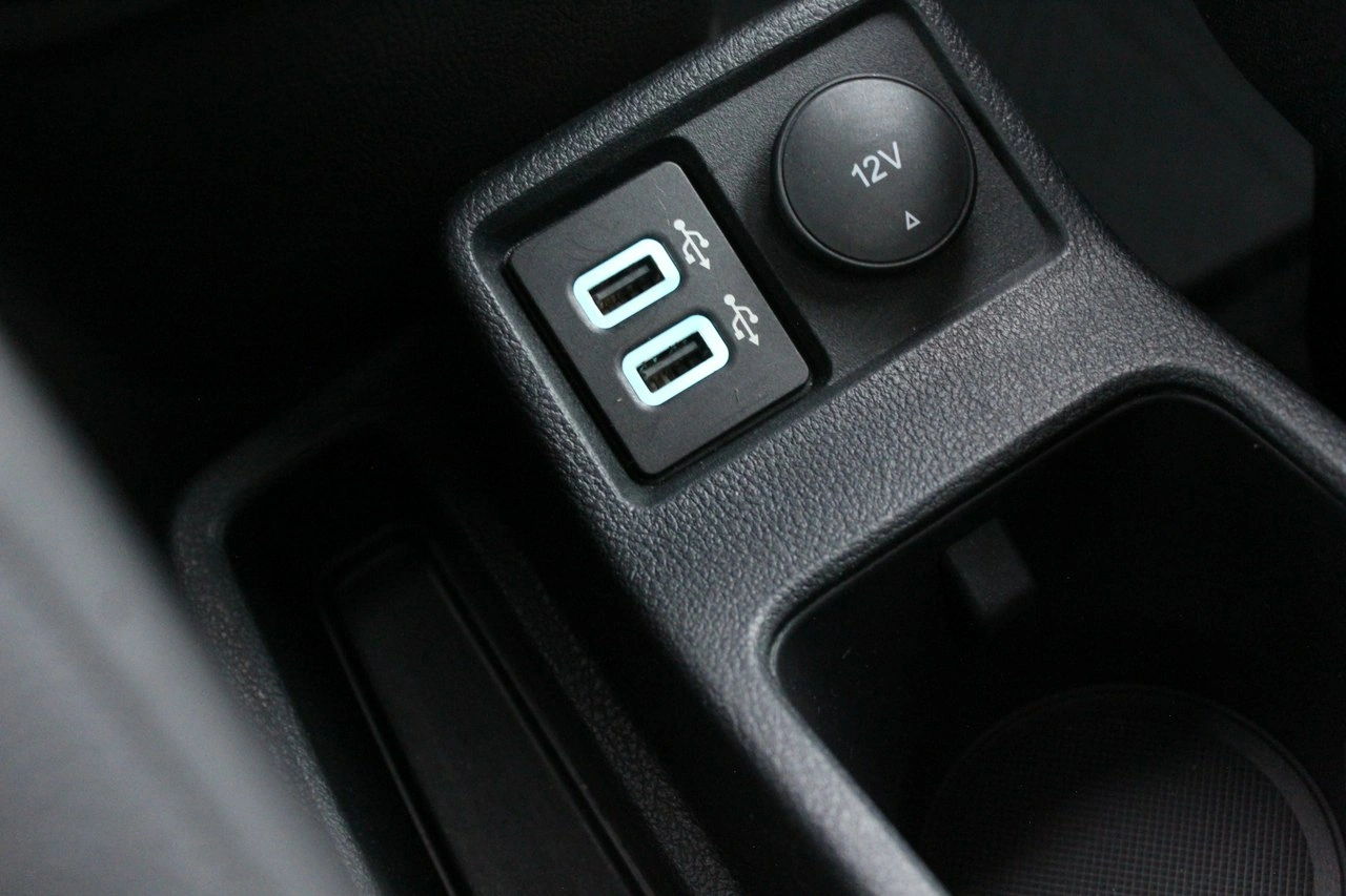 Ford Tourneo Connect - Zdjęcie 22