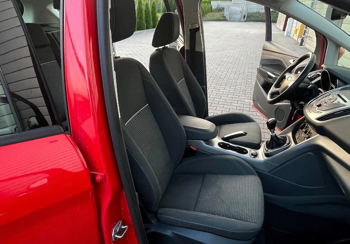 Ford C-MAX - Zdjęcie 21