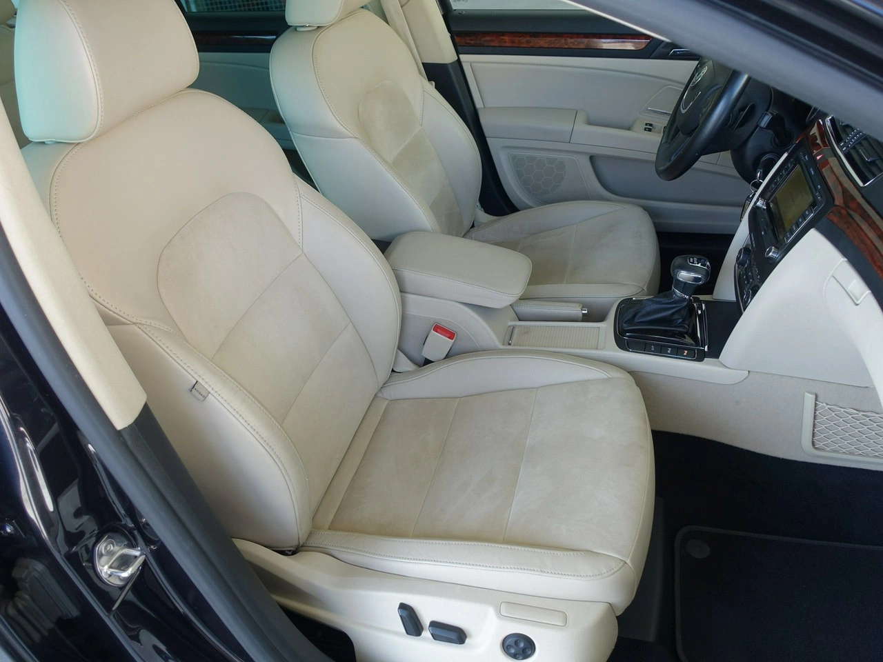 Skoda Superb - Zdjęcie 21