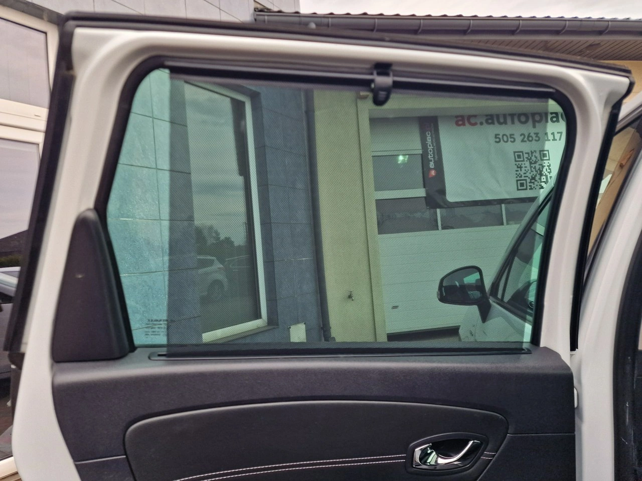 Renault Scenic - Zdjęcie 22