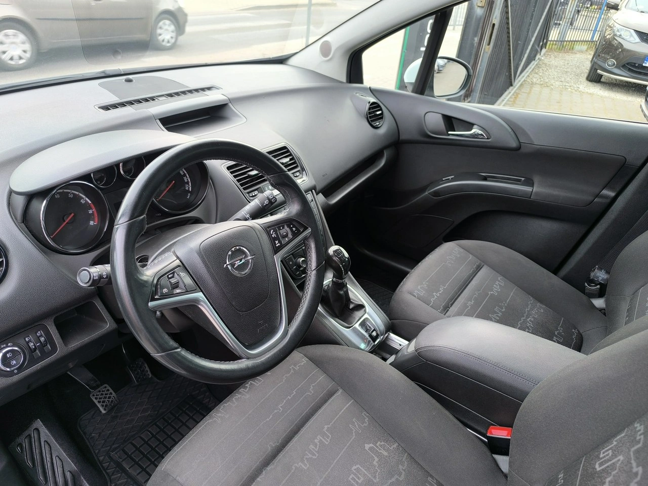 Opel Meriva - Zdjęcie 15