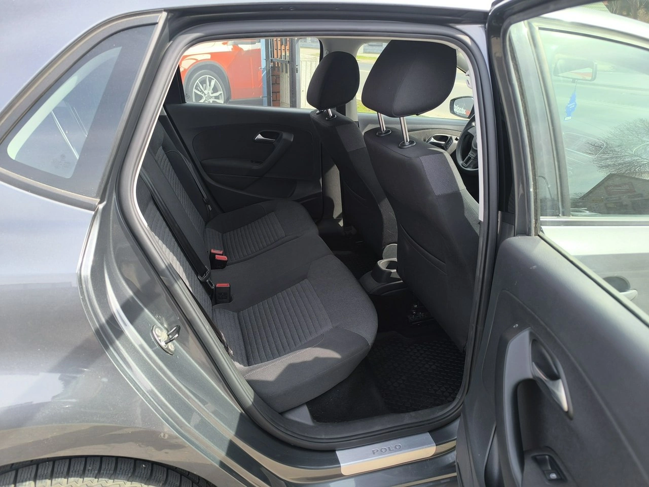 Volkswagen Polo - Zdjęcie 21
